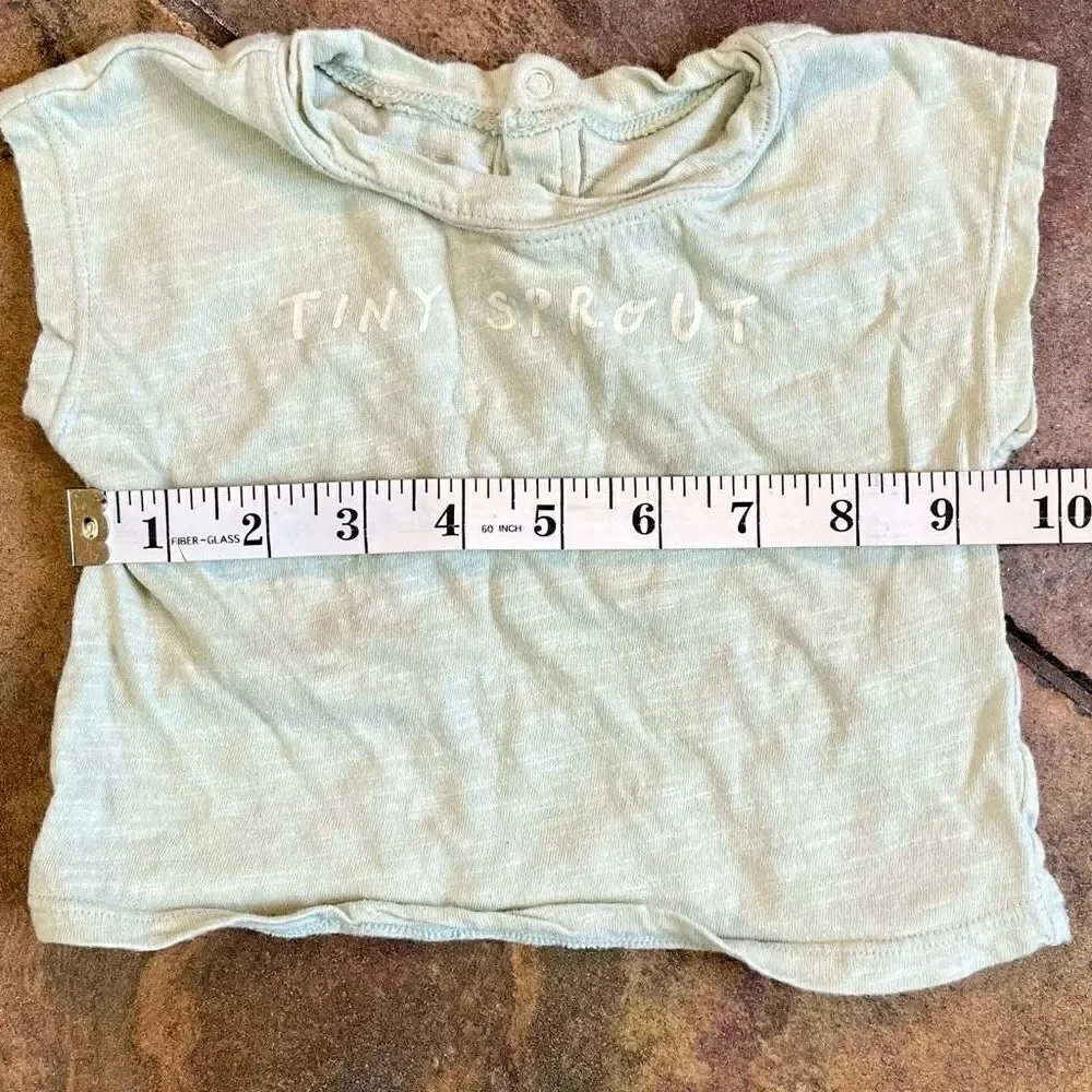 Baby Girl Bundle 2 Tops 1 Sleeper 3-6, 6-9 and 9 monthes